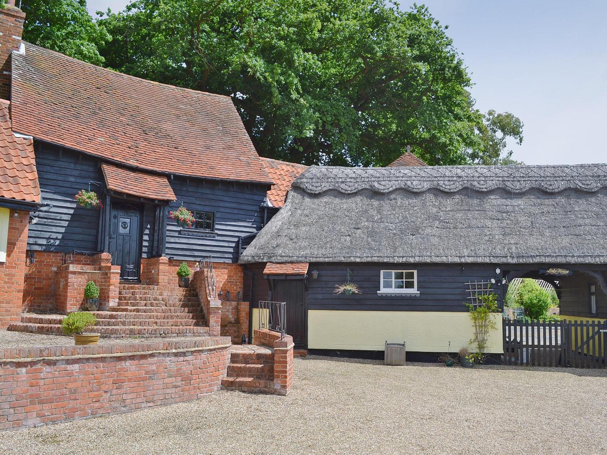 Lake House Cottage Finchingfield Ngoại thất bức ảnh